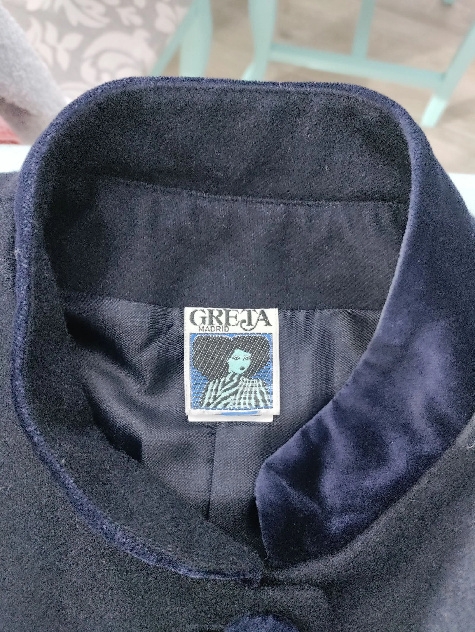 Traje vintage Greta Madrid azul marino/negro con cuello y botones de terciopelo • Talla 44 – photo 12
